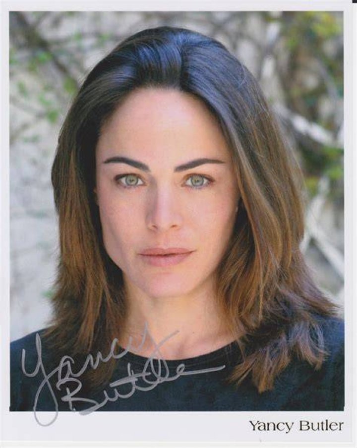 Yancy Butler Hand Signed Colour Promo Photo Autographs Memorabilia